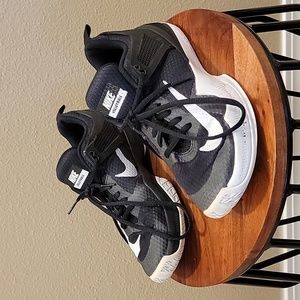 NIKE WOMENS AIR ZOOM HYPERSPACE